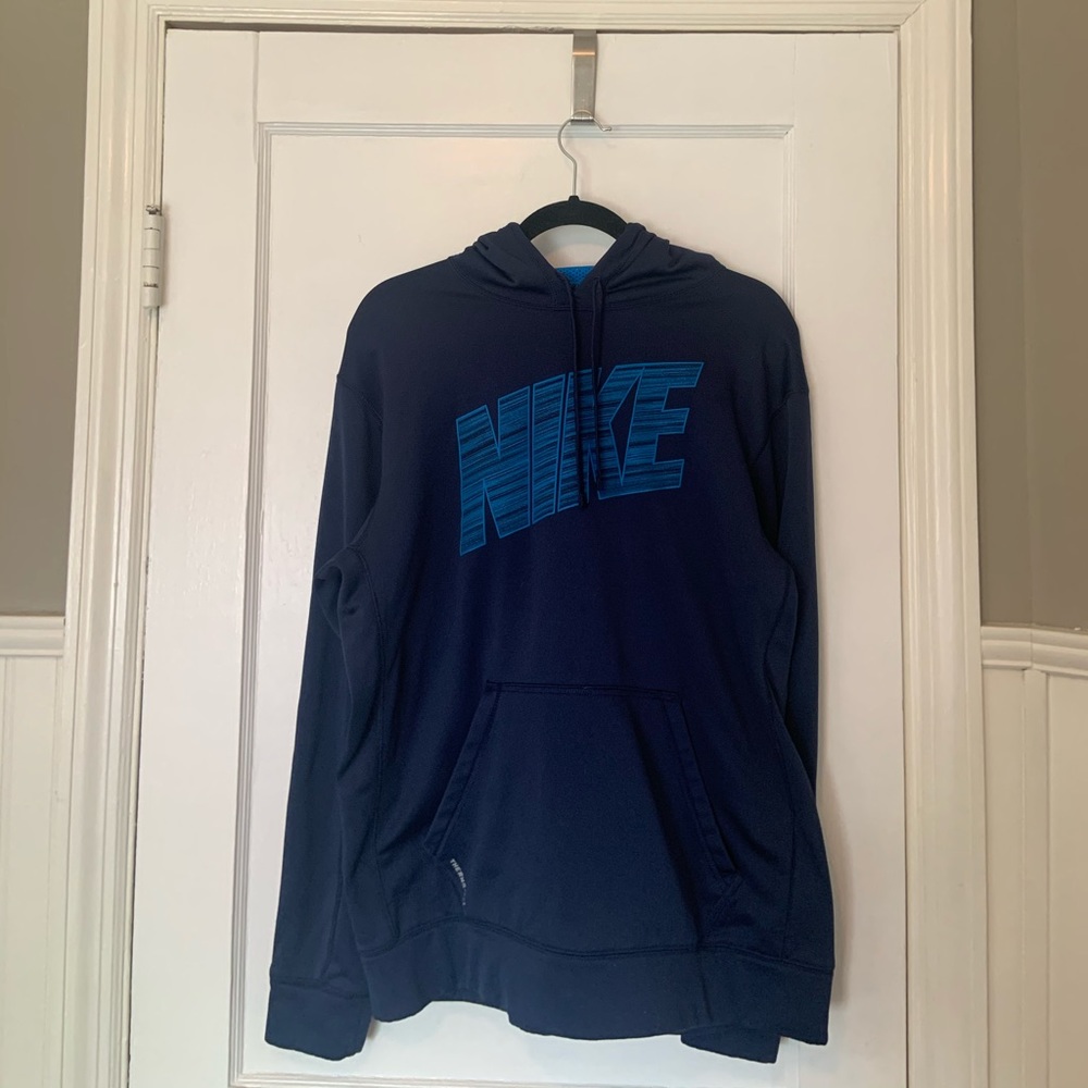 nike sweatshirt